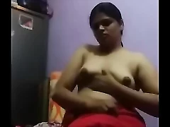 Pertunjukan webcam erotis tante Tamil yang sensual